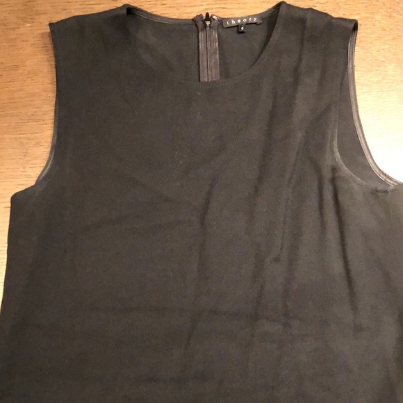 Cute theory suit dress and Jacket Pleated bottom, slightly - Picture 3 of 12